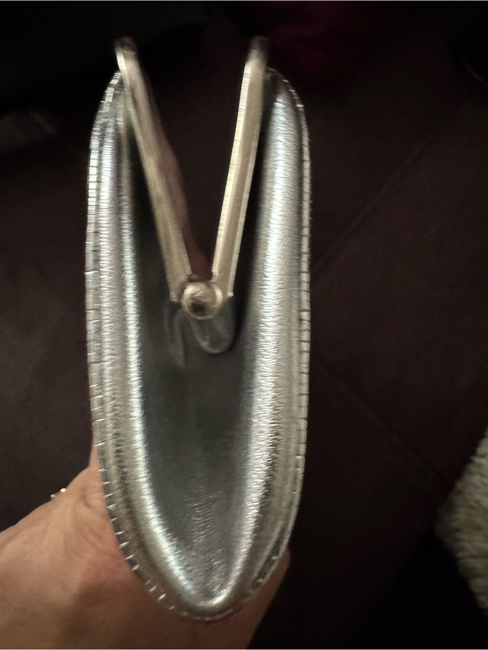 Ande Silver Metallic Kiss-Lock Clutch - Picture 2 of 6